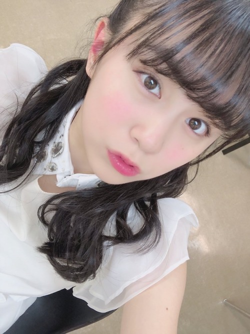 waitaminutebro:  廣瀬麻乃 SHiNY SHiNY(@Hirose_Mano358)さん | Twitter