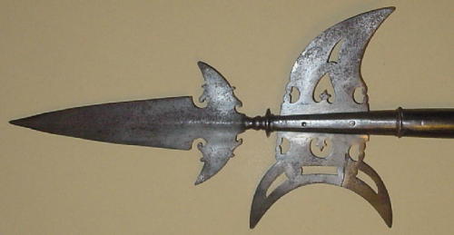 art-of-swords:English HalberdDated: 18th centuryMeasurements: length of metal 28 ½”, overall 87”The 