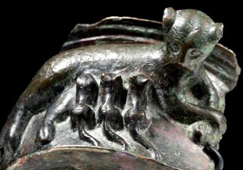 kallistoi:archaicwonder:Rare Egyptian Bronze Cat Nursing Kittens, Late Dynastic, C. 712-343 BCA cast