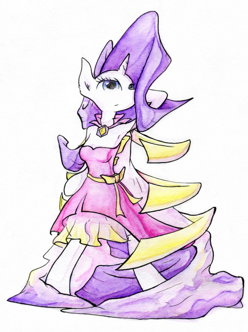gezawatt: Rarity in a dress, aka Fashionista!  Definetely took too hard head angle here though, I ne