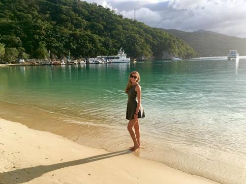 Beautiful sandy beach #AmazingHaiti (helyszín: Labadee Island)