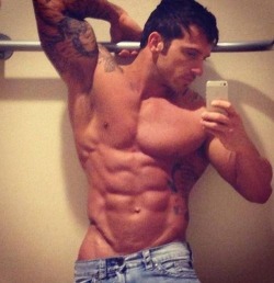 victorphysique:  Babe