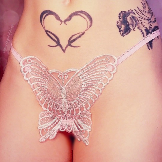 prettypinkfoxy:The cutest crotchless panties adult photos