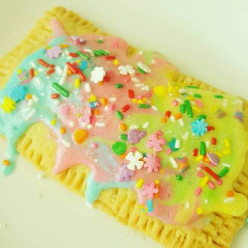 #unicorn #rainbow #homemade #poptarts #justbecause# #food #food #food #foodies #foodie #breakfast 