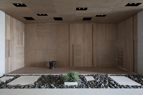 {Love when there’s a big move that makes a relatively small space more cohesive…that un