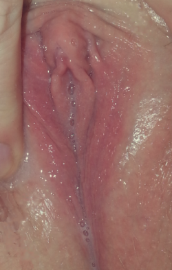 alice-is-wet:  alice-is-wet:   My poor clit! She’s so raw and swollen! However I can see the finish line! I’m (obviously) closing in on orgasm number 20. Finallly. I’ve literally been at this since 9 in the morning, a bad hangover turns me into