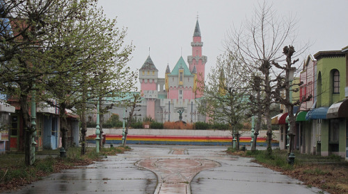 kitschprints: Nara Dreamland - Japan