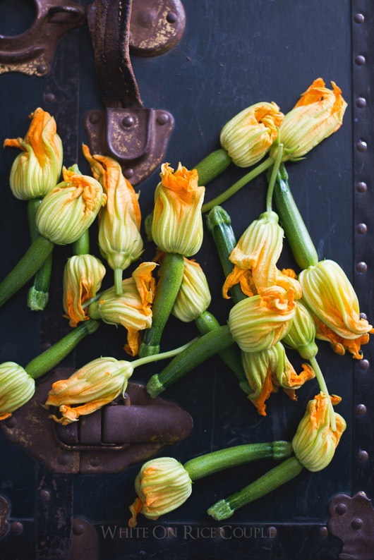 foodffs:  Crispy Vietnamese Pork Stuffed Zucchini Flowers Really nice recipes. Every