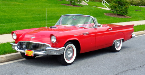 ‘57 T-bird Roadster,No expense spared Frame off nut & bolt restoration(look underneath this car!) loaded with options, factory original rebuilt 312cid Ford V8@245hp, factory 3 speed manual transmission with Overdrive, brand new correct coded Flame...