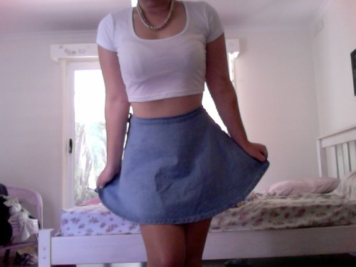 deadcuteboy:  pale-as-my-soul:  x pale x   ☺ the pale blog you’ve been looking for ☺