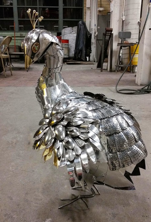 themohawkqueen:  char-ivanov:  reginasworld:  Metal Peacock by Reddit user “Liddlenomnom”  themohawkqueen ((This is how you make a metalworks sculpture))  Fuck yeah!