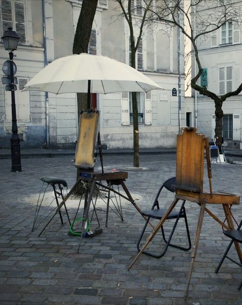 melusineh:  Montmartre Quarter, Place du tertre, Paris XVIII                    