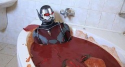 benkinsky:  fakehistory: Ant-man bathing