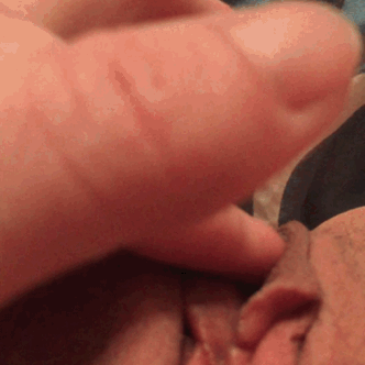 hippygirl81:  Someone has me all hot and bothered @flibberific