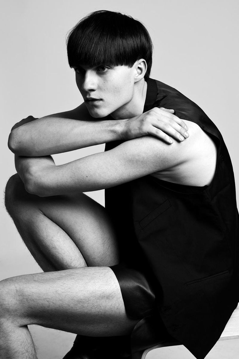 ibkodfashion:  Wojtek Czak 