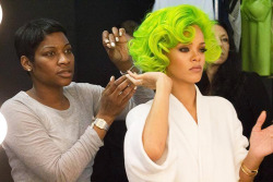 rihannalb:  Viva Glam – Rihanna for M.A.C.
