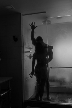 Porn photo xxxsensacion:Shower Sillouettes.