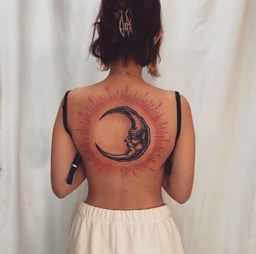 micahulrichdraws:  Lovely ink of the Moon.