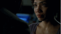 fringeaddict05-20-10: A Farewell to Fringe“I like story telling because it ends up being so personal and it means something completely different depending on who’s watching it and what that person’s exeperiences and history are- Jasika Nicole