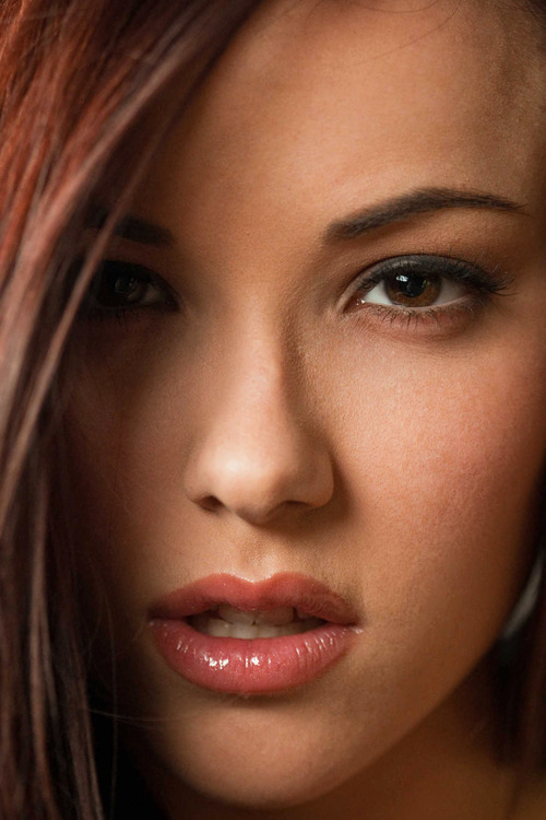 sette4sette:  Shelby Carver - Very amazing…   Follow to me and you will be happy…