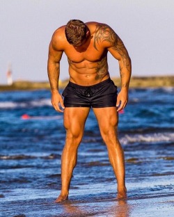 malecelebritys:  Dan Osborne