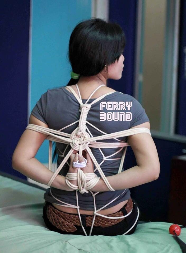 lelakibaik:  Melayu buat BDSM weyh! 