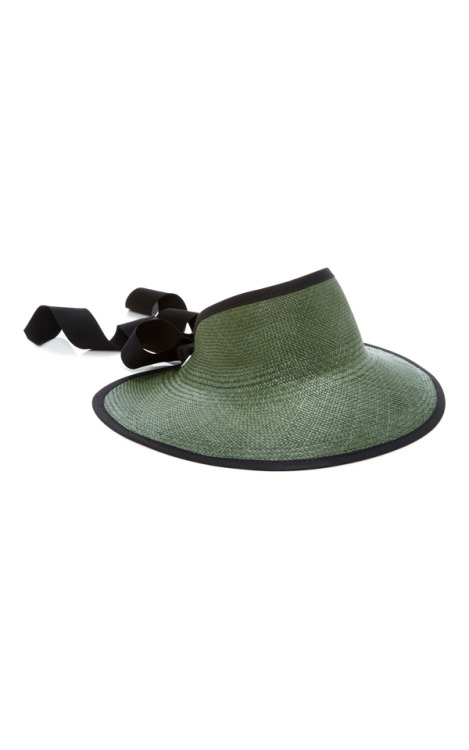 Sensi Studio green long brim visera toquilla straw visor. Source : tinamotta.tumblr.comFonte : Moda 