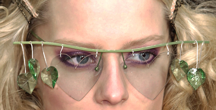 driflloon:    agatha ruiz de la prada fw06  