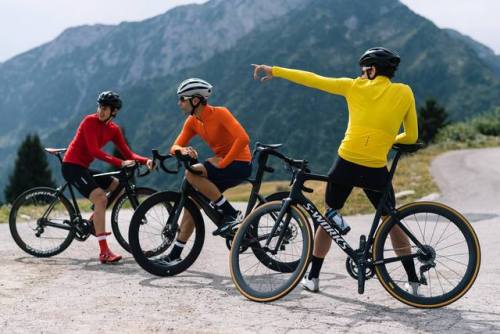 apisonadora60: La Passione - Cycling Couture  · You know your teammates are waiting for you, somewhe