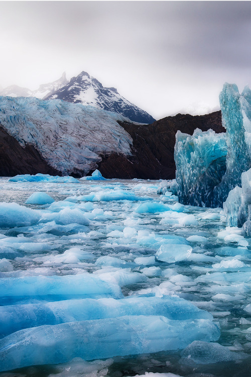 rustically:  Glacier Grey, Chile  |  circleyq 