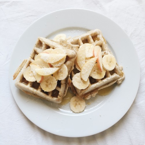 girlfig:here they r, the waffles of which I spoke