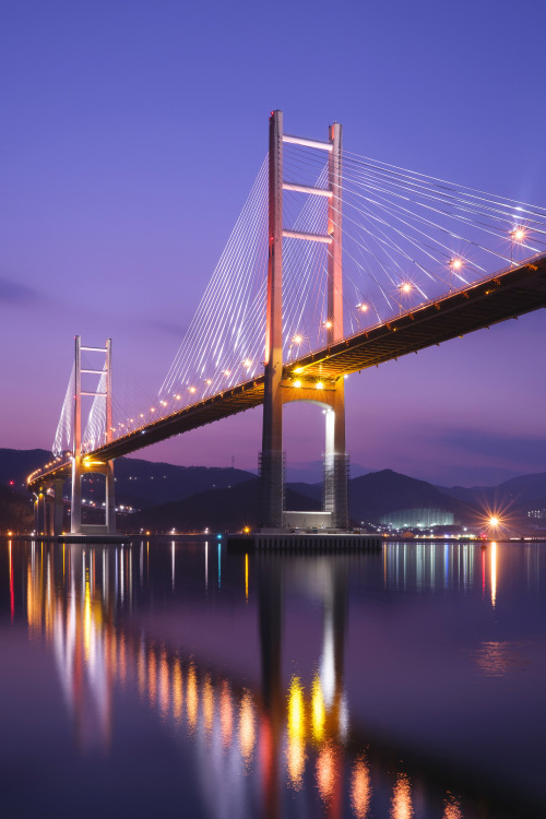 2021-01-12Machang-Bridge, Republic of Korea FUJIFILM X100VInstagram  |  hwantastic79vivid