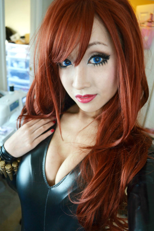 cosplaycarnival:  Source:15 Mind-Numbingly Sexy Cosplay SelfiesCosplaycarnival