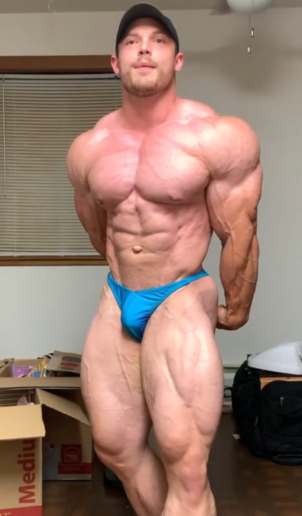 Please repost and follow: perfectmusclemen2.tumblr.com/ PerfectMuscleMen2