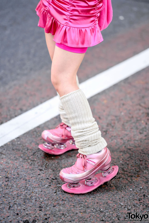 tokyo-fashion:Japanese artist/performer Utaha - of the group Wednesday Campanella - on the street in