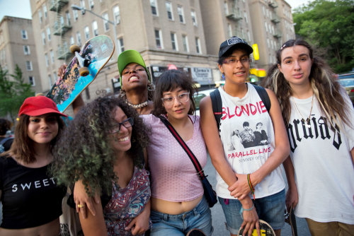 wearebrujas:BRUJAS, TAKE BACK THE STREETS! DOMINATE THE PARKS. DON’T APOLOGIZE FOR BEING ALIVE