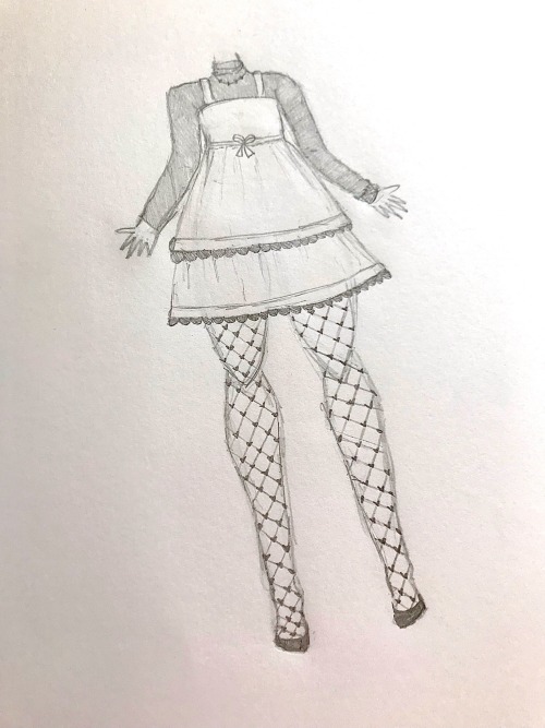 A Sketch Of An Outfit For Draculaura :))