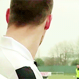 zayncangetsome:   “My name’s Liam Payne, I play at the back, I’m one of the biggest lads in the world so good luck getting past me..and that’s about all, really.”  (x)  