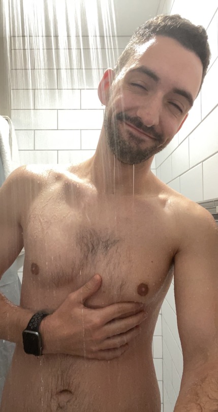 tim-ee-sis:POV: I’m welcoming you into a warm shower because it’s cold an rainy