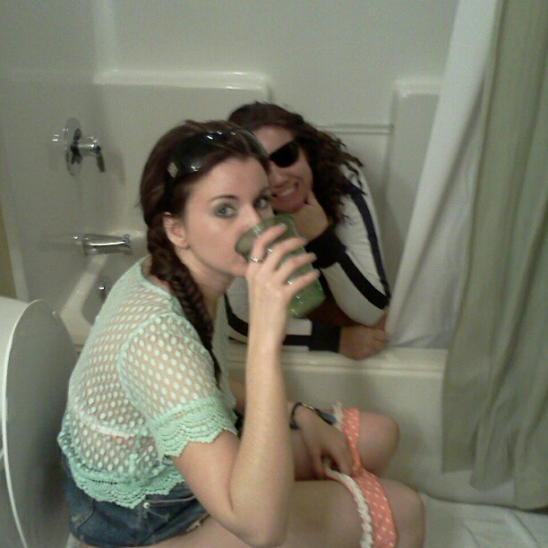 dimitrivegas:  Pooping and shitting