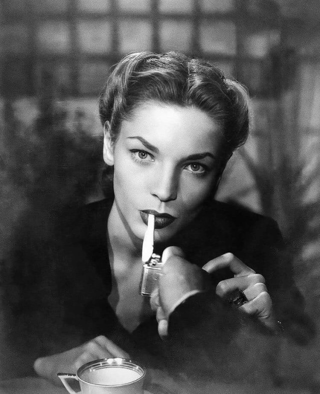 Lauren Bacall in 'Dark Passage' (1947)