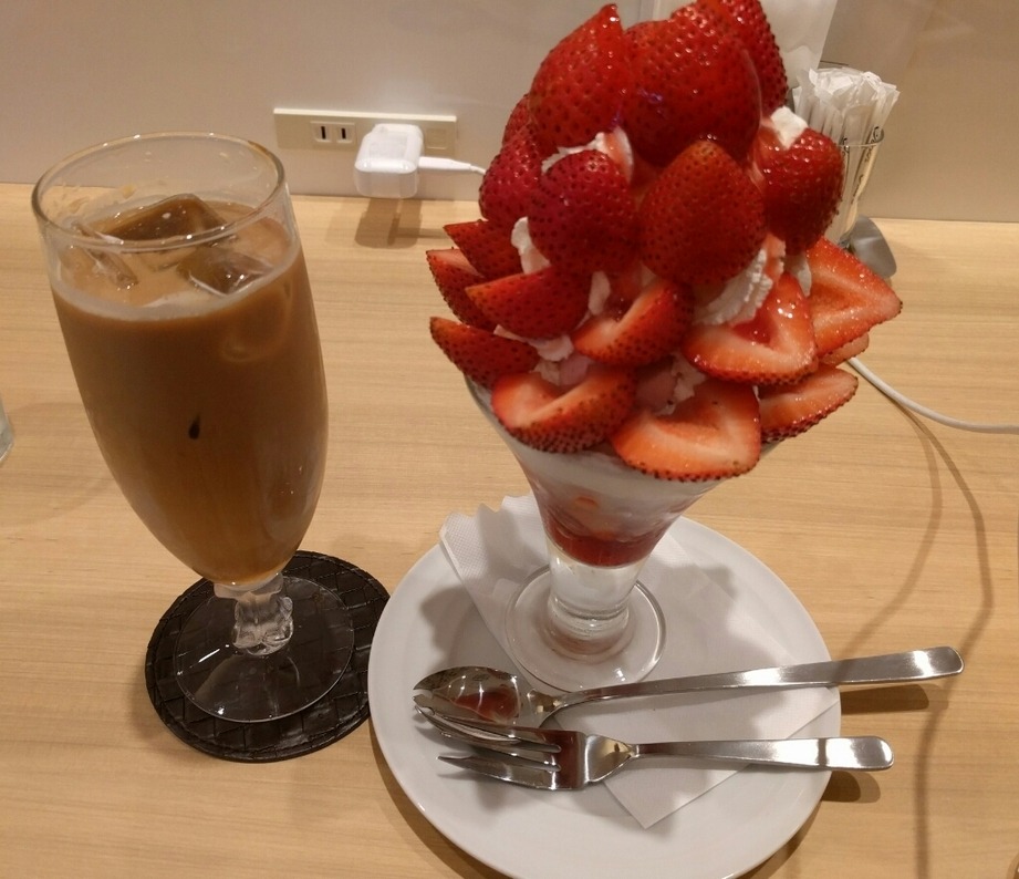threemilk: 果実園 リーベル 新宿店