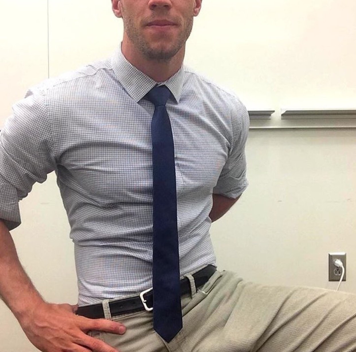 successfulling:  He can be my teacher 👀