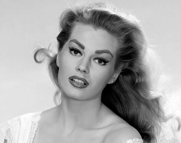 gatabella:  Anita Ekberg by Tom Kelley