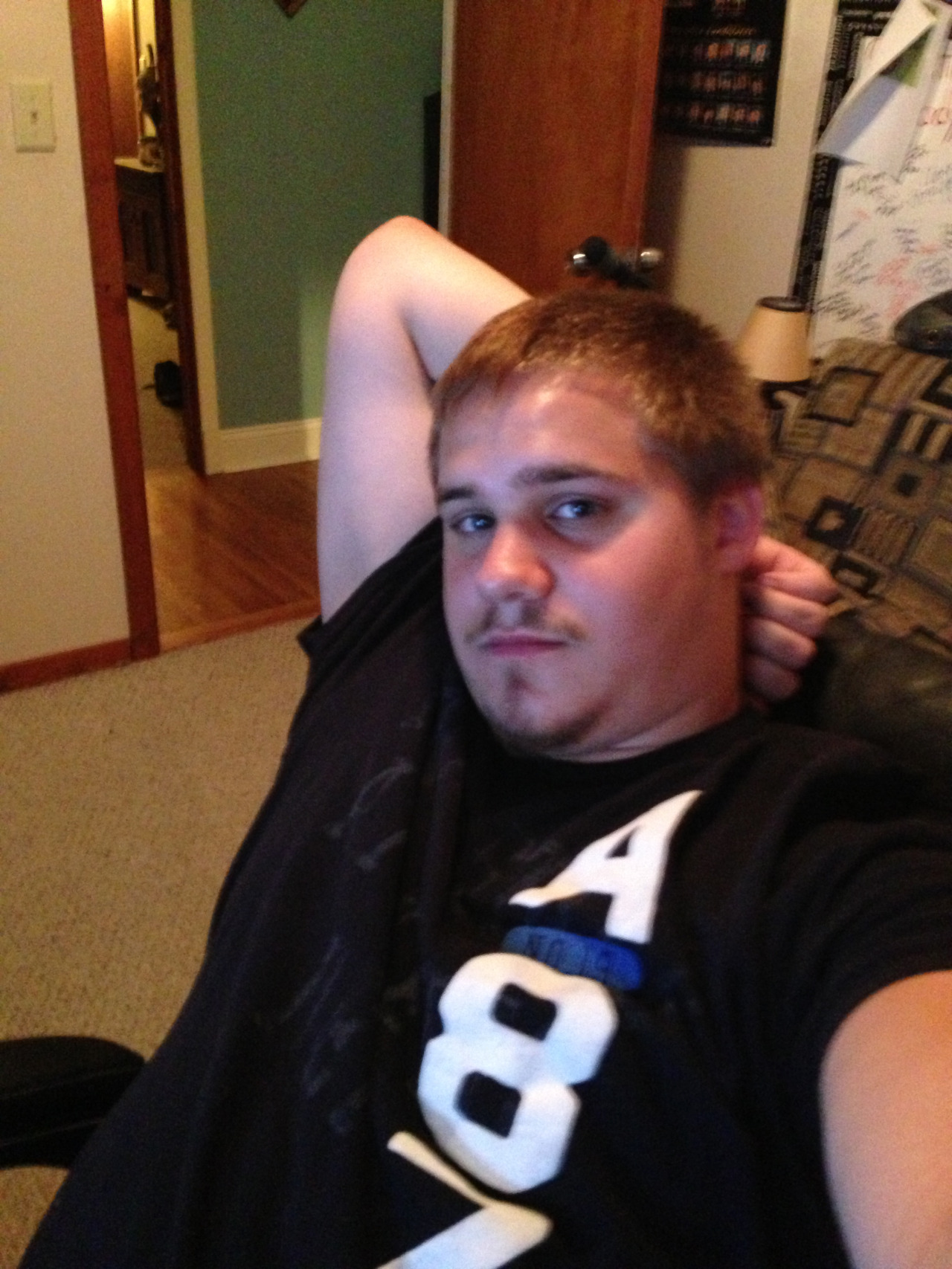 gainer-cub:  xcubbyxbearx:  Drunk cubby tonight :P   Mmmm ill follow you. Too cute.