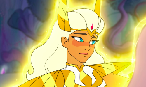 whataboutnoope:She-Ra characters:Me: adult photos