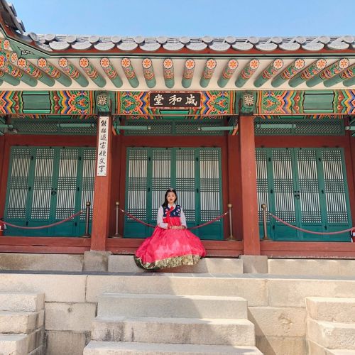 Gyeongbokgung Palace - April 2019 (at Gyeongbokgung Palace, Jongno-Gu, Seoul, Korea) www.ins