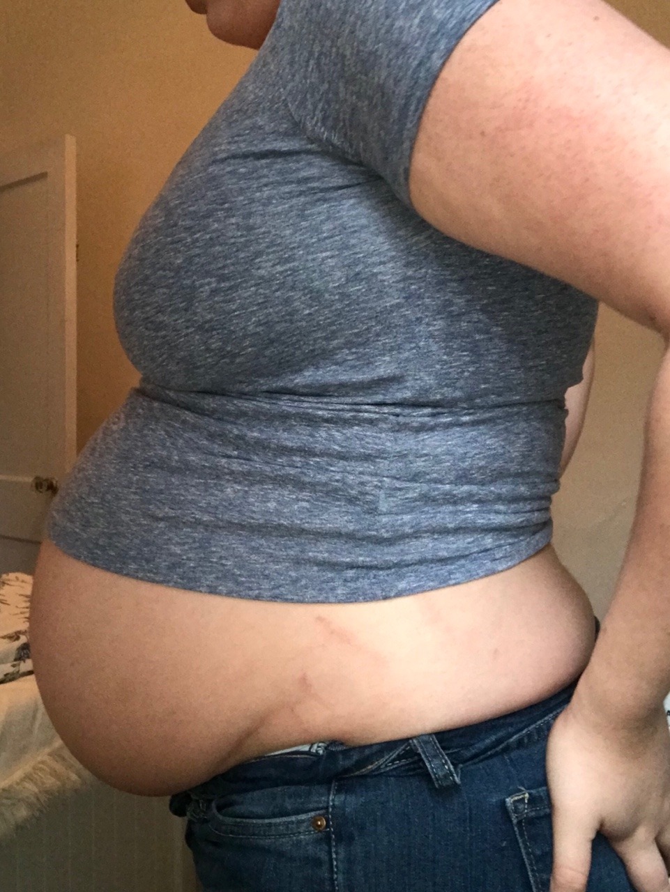ffafeed:  Growing girl in need of a feeding