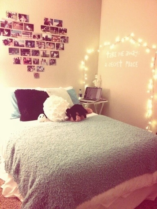 roomdecors12-blog: #bedroom #small #small_bedroom #teen_girl_bedroom #girly_bedroom #tumbler #light