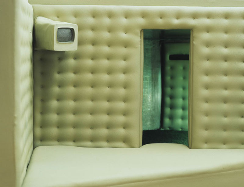 likeafieldmouse:  Alexandra Ranner &ldquo;Ranner’s impenetrable interior models